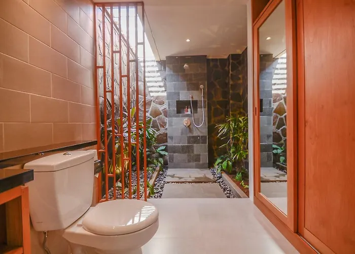 Kupu Kupu Bingin Villa Uluwatu